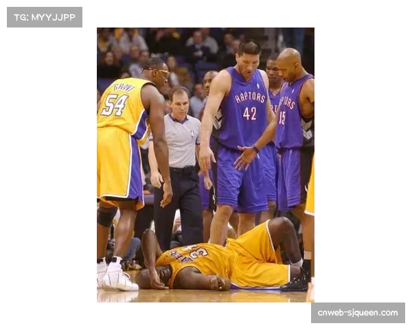 巴特尔在DBX赛事中施展终结技般KO 挑战对手