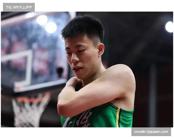 上海迎战新疆，张镇麟加盟后防线能否限制哈里斯爆发？